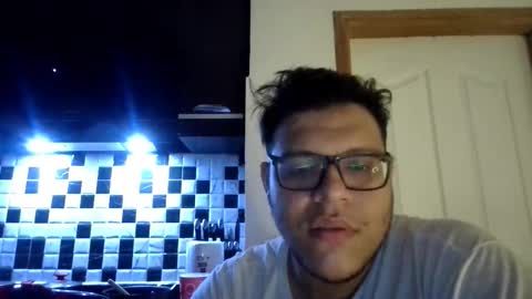 Snapshot of batman2430 chatting on September 2025 04:03:02 AM brian online show from September 2025 04:03:02 AM