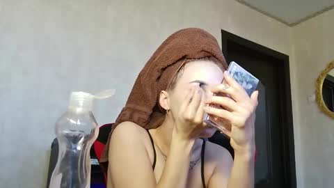 battyyhils online show from September 2025 12:16:01 PM