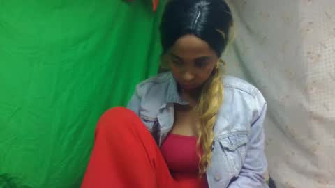 bavianona online show from November 2025 03:31:01 AM