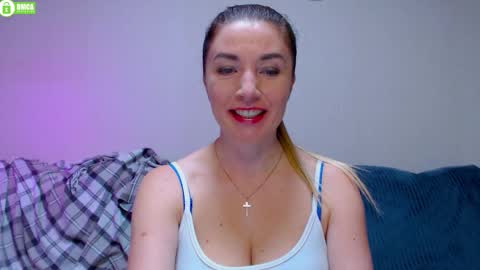 Snapshot of bb__bonami_ chatting on September 2025 04:43:02 PM bb__bonami_ online show from September 2025 04:43:02 PM