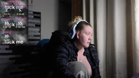 shy-sky online show from October 2025 02:59:02 AM