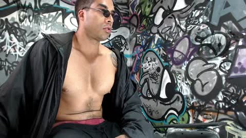 Snapshot of bbc_monster1 chatting on December 2024 07:58:02 PM Justin online show from December 2024 07:58:02 PM