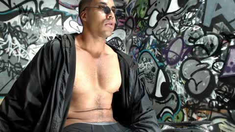 Snapshot of bbc_monster1 chatting on December 2024 11:13:02 PM Justin online show from December 2024 11:13:02 PM