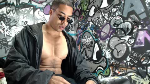 Snapshot of bbc_monster1 chatting on December 2024 01:22:02 PM Justin online show from December 2024 01:22:02 PM