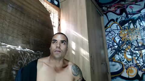 Snapshot of bbc_monster1 chatting on September 2025 08:10:02 PM Justin online show from September 2025 08:10:02 PM