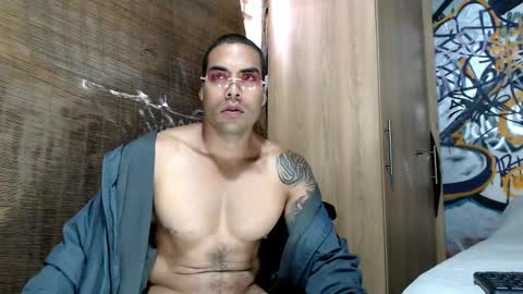 Snapshot of bbc_monster1 chatting on October 2025 06:04:01 PM Justin online show from October 2025 06:04:01 PM