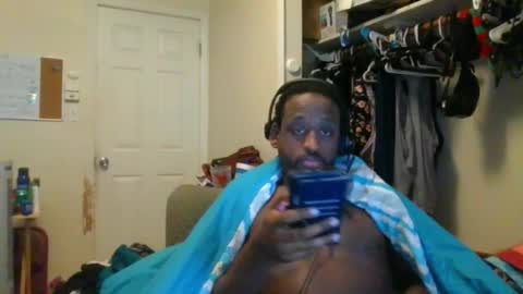 rocker n queen online show from January 2025 01:30:02 PM