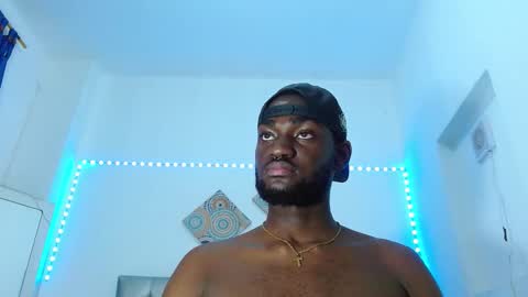 Andrew  online show from November 2025 10:39:02 AM