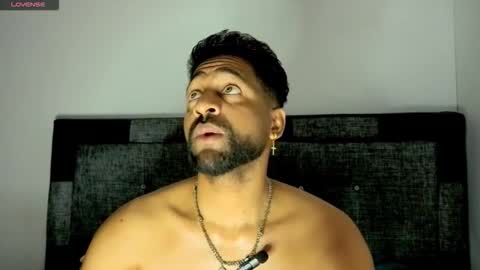 john online show from November 2025 04:46:01 AM