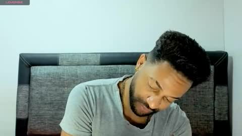 john online show from November 2025 04:12:02 AM