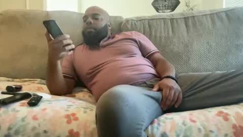 Snapshot of bbcfun44 chatting on January 2025 08:32:01 PM Zaddy online show from January 2025 08:32:01 PM