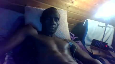 Snapshot of bbcmasterxl chatting on September 2025 06:02:02 AM bbcmasterxl online show from September 2025 06:02:02 AM