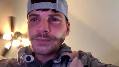 Snapshot of bbet349451 chatting on April 2026 04:37:01 AM bbet349451 online show from April 2026 04:37:01 AM