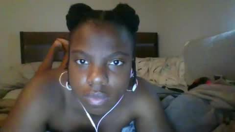 bbgirl0223 online show from April 2026 10:43:01 PM