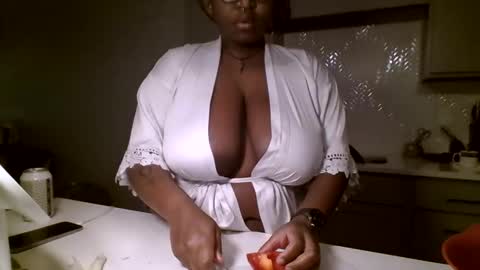Snapshot of bbgirlcocoa chatting on May 2026 06:07:02 PM bbgirlcocoa online show from May 2026 06:07:02 PM