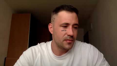 Snapshot of bbnamelezz chatting on April 2026 06:19:01 AM BB Namelezz online show from April 2026 06:19:01 AM