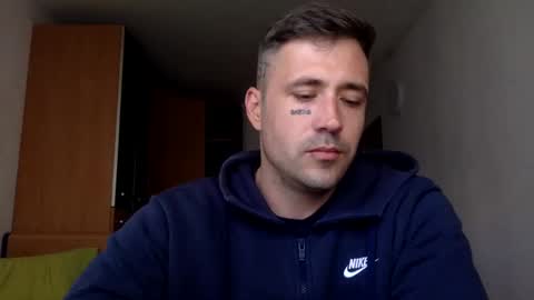 Snapshot of bbnamelezz chatting on April 2026 05:51:01 PM BB Namelezz online show from April 2026 05:51:01 PM