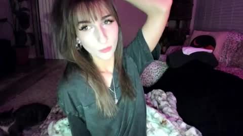 Snapshot of bbshasta chatting on June 2026 07:10:01 AM Shasta online show from June 2026 07:10:01 AM