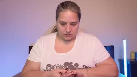 Snapshot of bbw_goddes chatting on October 2025 05:59:02 PM Love online show from October 2025 05:59:02 PM