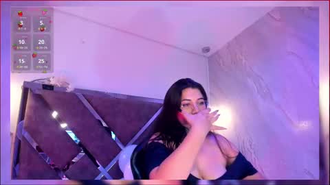 Snapshot of bbwcloe chatting on October 2025 04:10:01 AM Cloe online show from October 2025 04:10:01 AM