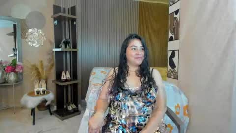 Snapshot of bbwluxurymuse chatting on May 2026 02:11:01 PM bbwluxurymuse online show from May 2026 02:11:01 PM