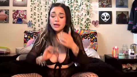 bbyslugggg online show from February 2025 08:04:02 PM