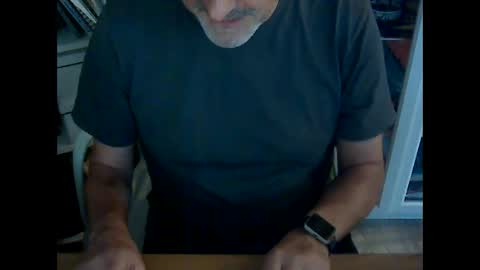 Snapshot of bcn1959 chatting on December 2025 03:41:01 PM bcn1959 online show from December 2025 03:41:01 PM