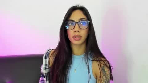 daniela villamizar online show from December 2024 08:18:02 PM