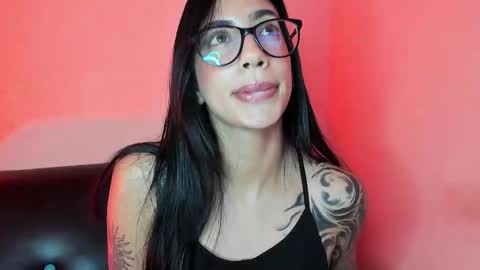 daniela villamizar online show from January 2025 04:49:02 PM