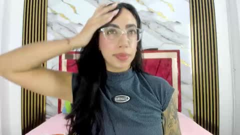 daniela villamizar online show from December 2025 01:50:02 PM