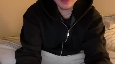 bdmancmax95 online show from April 2026 08:43:01 PM