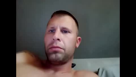 Snapshot of bdub809 chatting on December 2024 03:33:02 PM Bdub809 online show from December 2024 03:33:02 PM