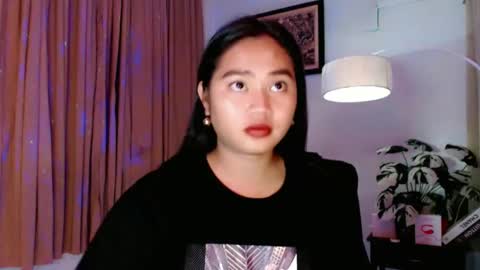 Snapshot of be_my_exclusive_gf chatting on February 2025 01:47:02 PM Marie online show from February 2025 01:47:02 PM