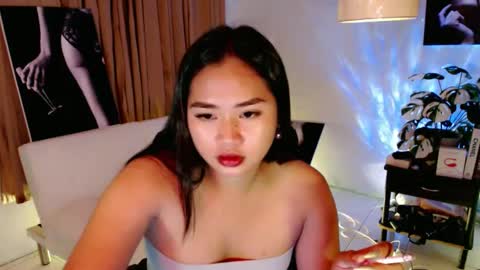 Snapshot of be_my_exclusive_gf chatting on March 2025 07:48:01 AM Marie online show from March 2025 07:48:01 AM