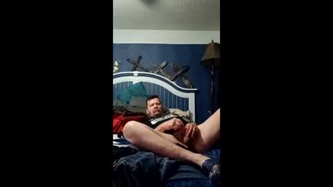 Snapshot of beaatoffbob chatting on April 2026 11:17:02 PM beaatoffbob online show from April 2026 11:17:02 PM