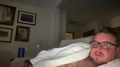 Snapshot of beach1192 chatting on November 2025 10:26:02 AM beach1192 online show from November 2025 10:26:02 AM