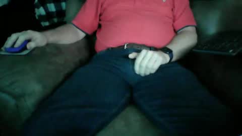 Snapshot of beachguy38 chatting on December 2024 09:17:01 PM beachguy38 online show from December 2024 09:17:01 PM