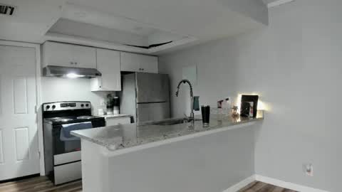 beaniebaby2 online show from April 2026 06:49:01 AM