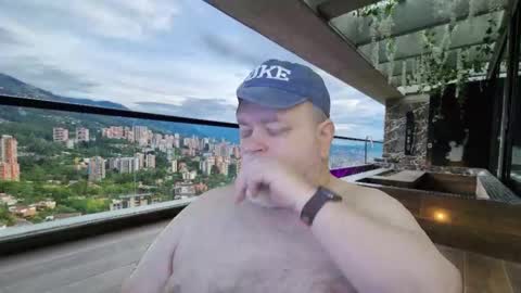 Snapshot of bear4muscle chatting on February 2026 06:50:02 PM Dookie online show from February 2026 06:50:02 PM