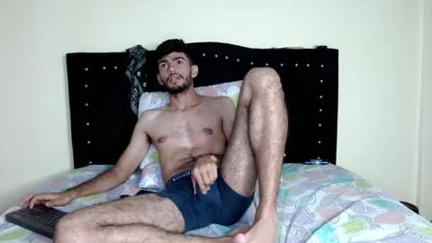 Snapshot of bear_97s chatting on February 2025 03:29:01 AM Pipe online show from February 2025 03:29:01 AM