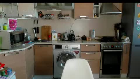 bear_beer130 online show from June 2026 04:55:01 PM