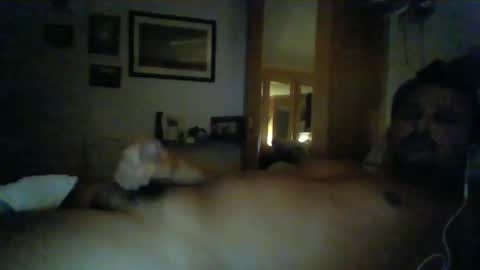 Snapshot of bearboudior chatting on January 2025 12:22:01 AM bearboudior online show from January 2025 12:22:01 AM