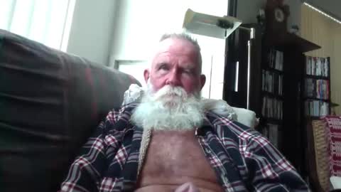 Snapshot of beardbushy chatting on September 2025 05:56:02 PM beardbushy online show from September 2025 05:56:02 PM