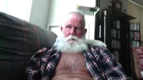 Snapshot of beardbushy chatting on September 2025 03:59:01 PM beardbushy online show from September 2025 03:59:01 PM