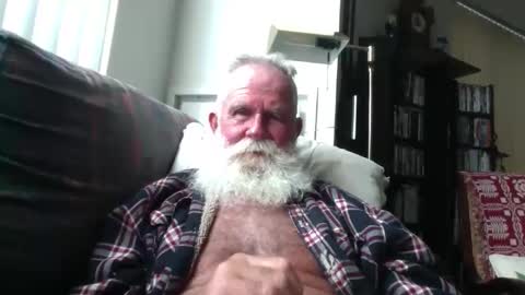 Snapshot of beardbushy chatting on October 2025 04:26:01 PM beardbushy online show from October 2025 04:26:01 PM