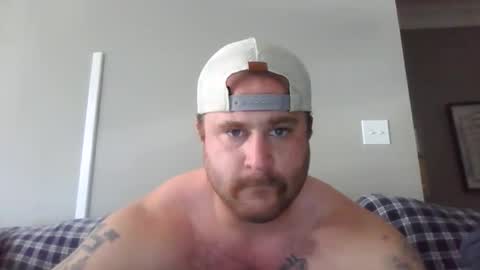 Snapshot of bearded4urpleasure chatting on May 2026 09:10:01 PM bearded4urpleasure online show from May 2026 09:10:01 PM