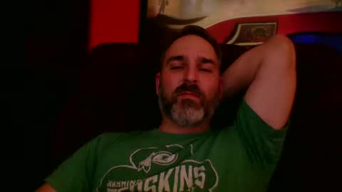Snapshot of beardedambition chatting on October 2025 02:42:02 AM beardedambition online show from October 2025 02:42:02 AM