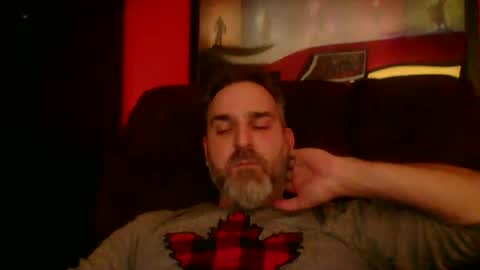 Snapshot of beardedambition chatting on October 2025 04:15:01 AM beardedambition online show from October 2025 04:15:01 AM