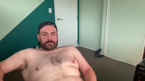 Snapshot of bearguynz chatting on November 2025 06:41:02 PM bearrrr online show from November 2025 06:41:02 PM