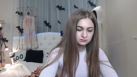 Snapshot of beataangel chatting on October 2025 06:14:02 AM beataangel online show from October 2025 06:14:02 AM